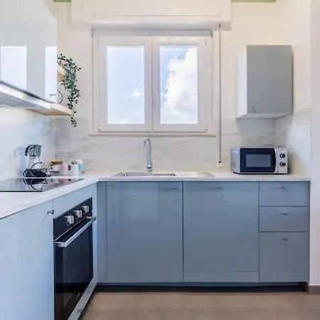 Chez Monique Oleggio Castello