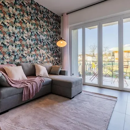 Chez Monique Oleggio Castello