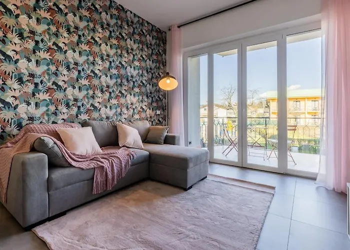 Chez Monique Oleggio Castello